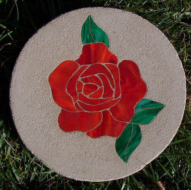 RED ROSE £65.00